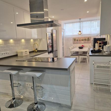 Luxurious Three Bedroom Duplex Apt Close To Beach Fuengirola Kültér fotó