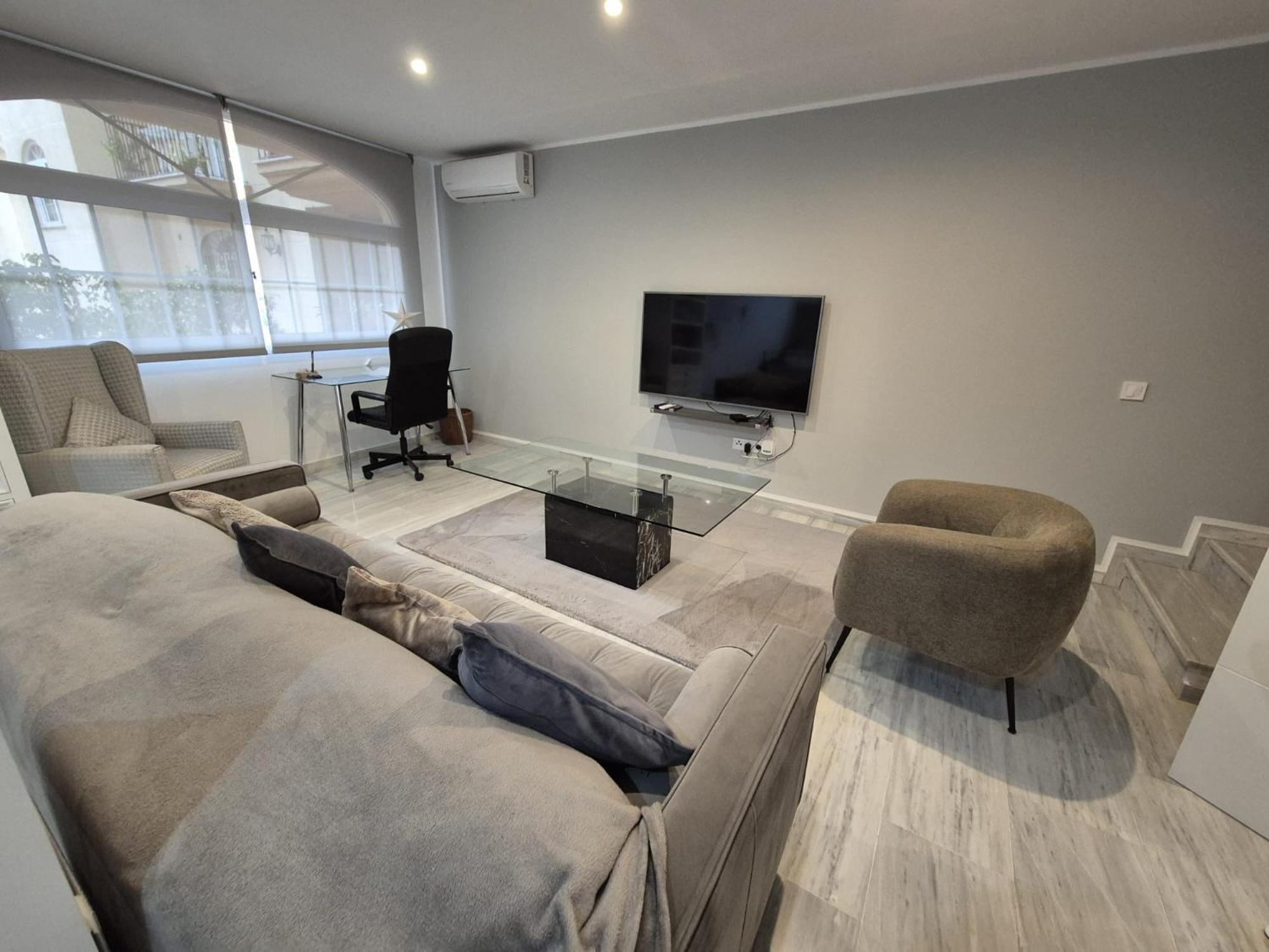 Luxurious Three Bedroom Duplex Apt Close To Beach Fuengirola Kültér fotó